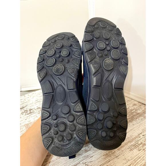 Lands’ End Comfort Slip On Shoes Navy - Picture 3 of 4